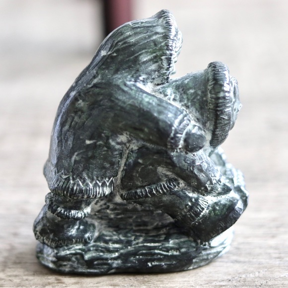 A Wolf Original Eskimo Sled W/ Children The Wolf Sculpture Figure 3.5” Canada - Picture 3 of 9